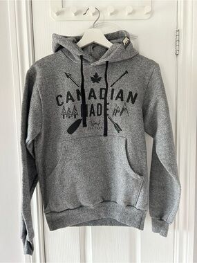 New Polar Piece “Canadian Made” Grey Hoodie Sweatshirt Adult XS